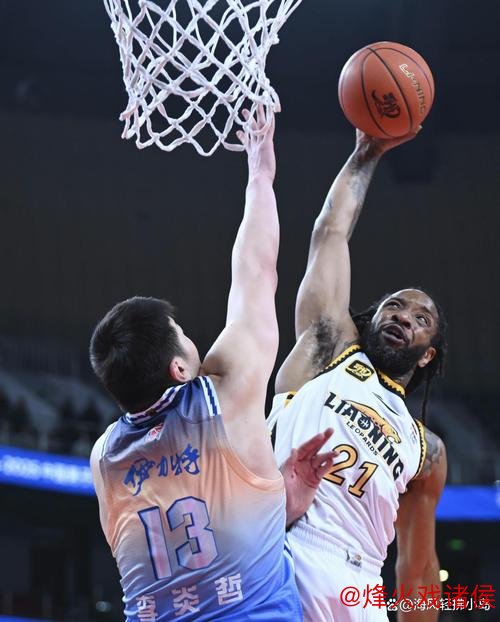 威尔斯狂砍50分辽宁横扫新疆 首钢1分绝杀同曦 威尔斯狂砍50分辽宁横扫新疆 首钢1分绝杀同曦