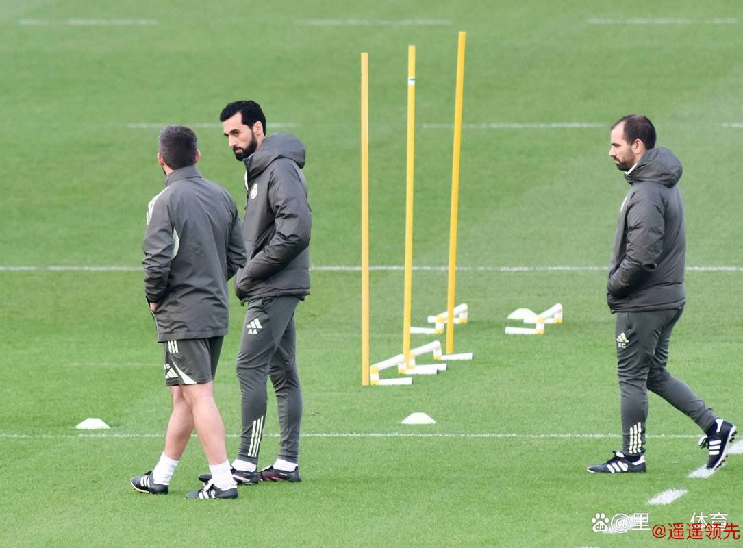 姆巴佩想要金球奖，年轻的阿韦洛亚会是他的“帮手”么